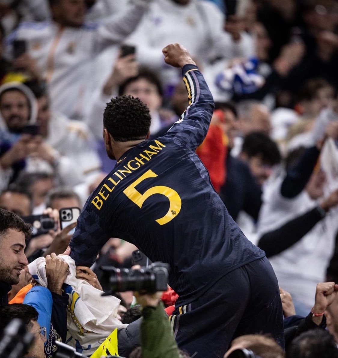 巴西轻取哥伦比亚,贝林厄姆点燃赛场 巴西轻取哥伦比亚,贝林厄姆点燃赛场