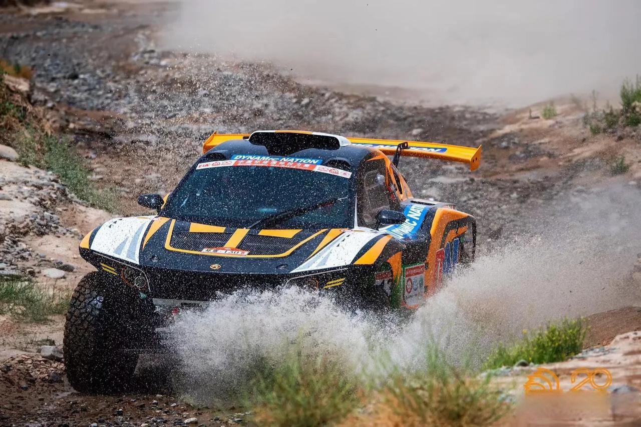 索伯车队力克雷诺车队,拉塞尔状态火热 索伯车队力克雷诺车队,拉塞尔状态火热