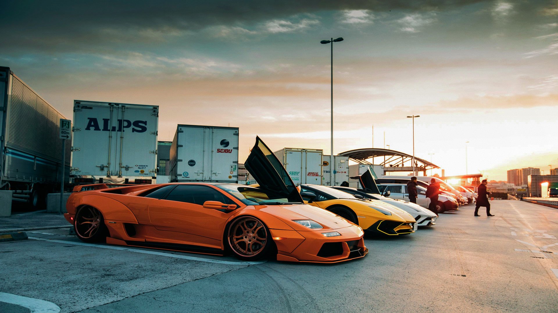 绿军苹果城之战与密尔沃基的救赎夜，篮球哲学的双面镜