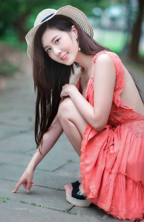 两位维尼修斯，一场绿茵传奇，当足球火焰点燃手球冰原