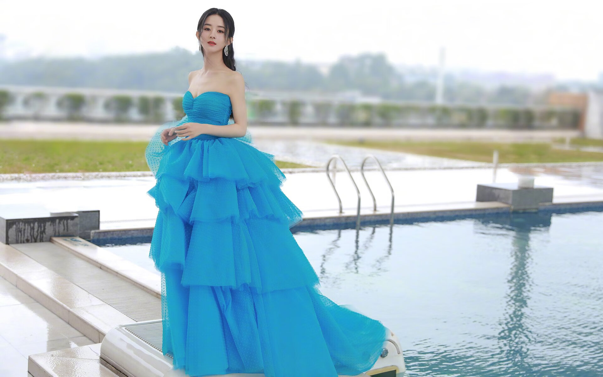 铁壁围城下的星光破晓,戈麦斯在尼斯封锁中谱写巨星乐章