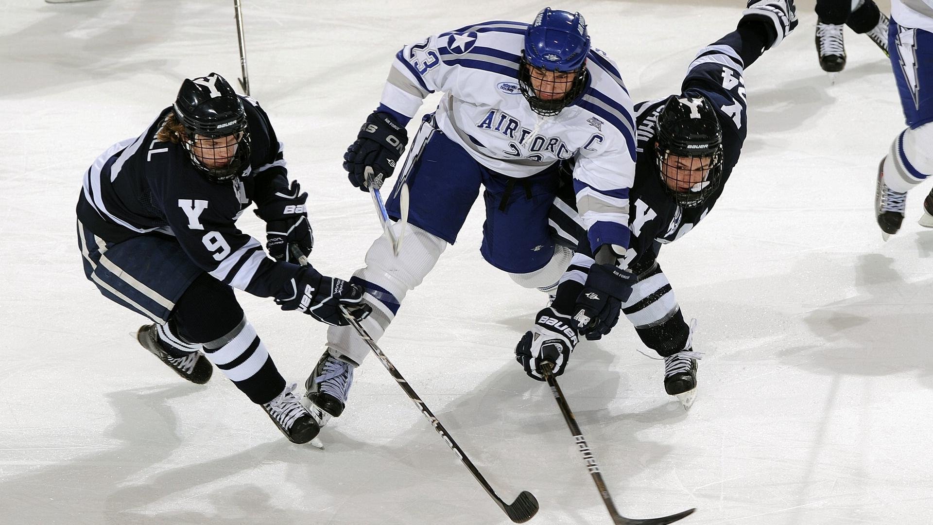 弱旅·奇兵·毫厘之间，哈登那记改写比赛数学的不合理进球