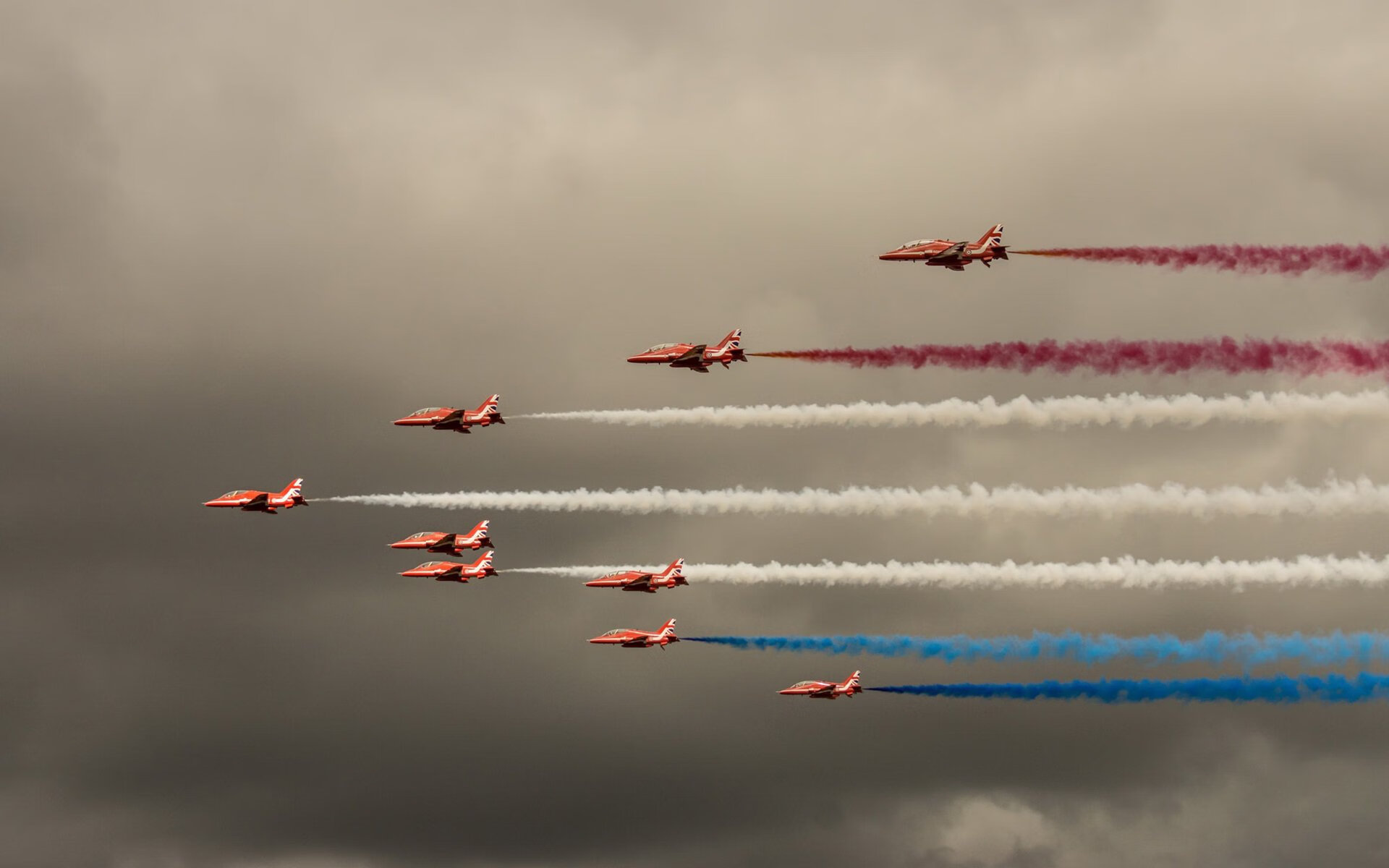 东决焦点,熔炉意志对抗玫瑰残阵,开拓者末节战术风暴带走公牛