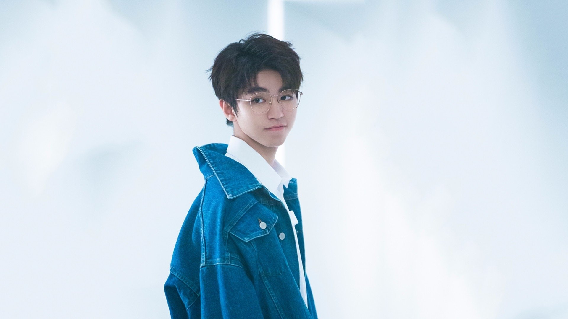 起手式之外，当平民版范弗利特用最复古的魔法击败广东巨人