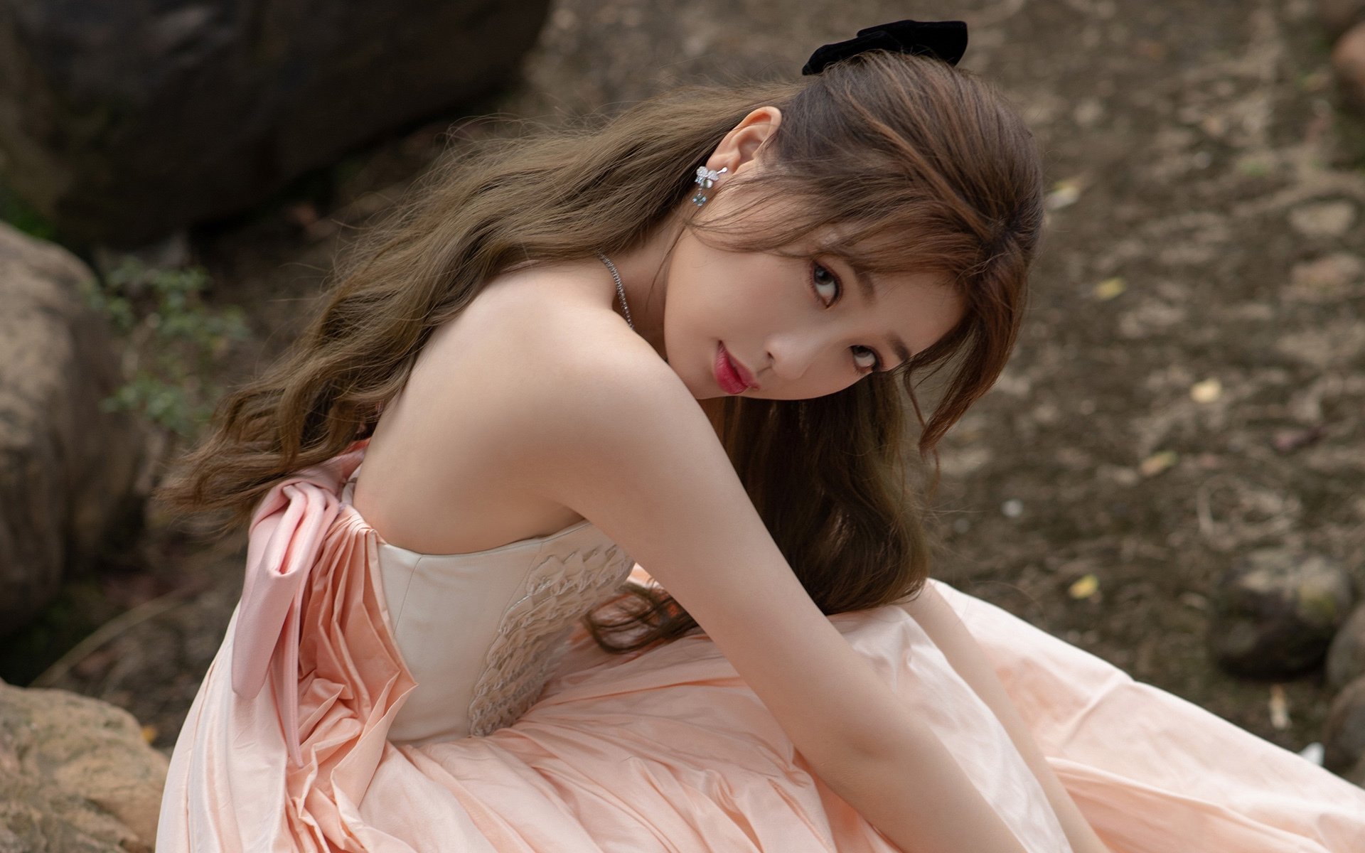 绞索下的优雅舞步,当西亚卡姆的关键切开迈阿密夜色