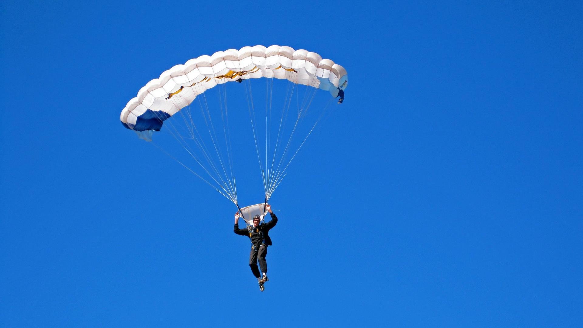 从泡椒到舵手，保罗·乔治如何为鹈鹕注入关键先生的灵魂